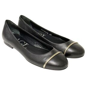 AGL Attilio Giusti Leombruni Round Cap Toe Black Ballet Flats Silver Bar Accent